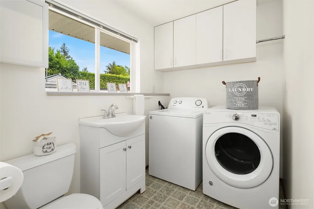 11510 27th Avenue SW Burien, WA 98146