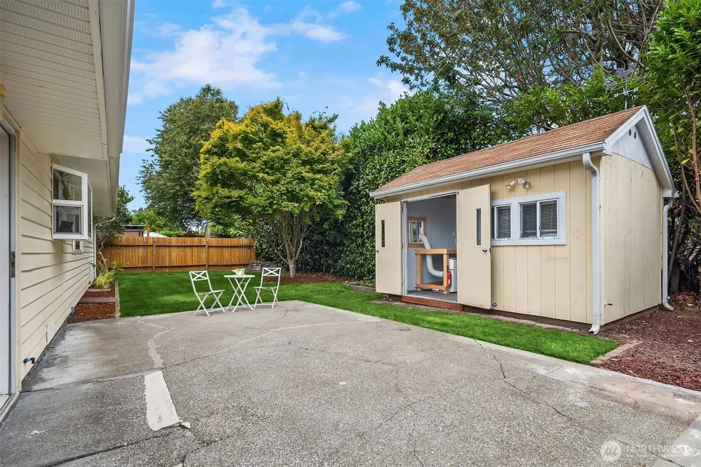 11510 27th Avenue SW Burien, WA 98146