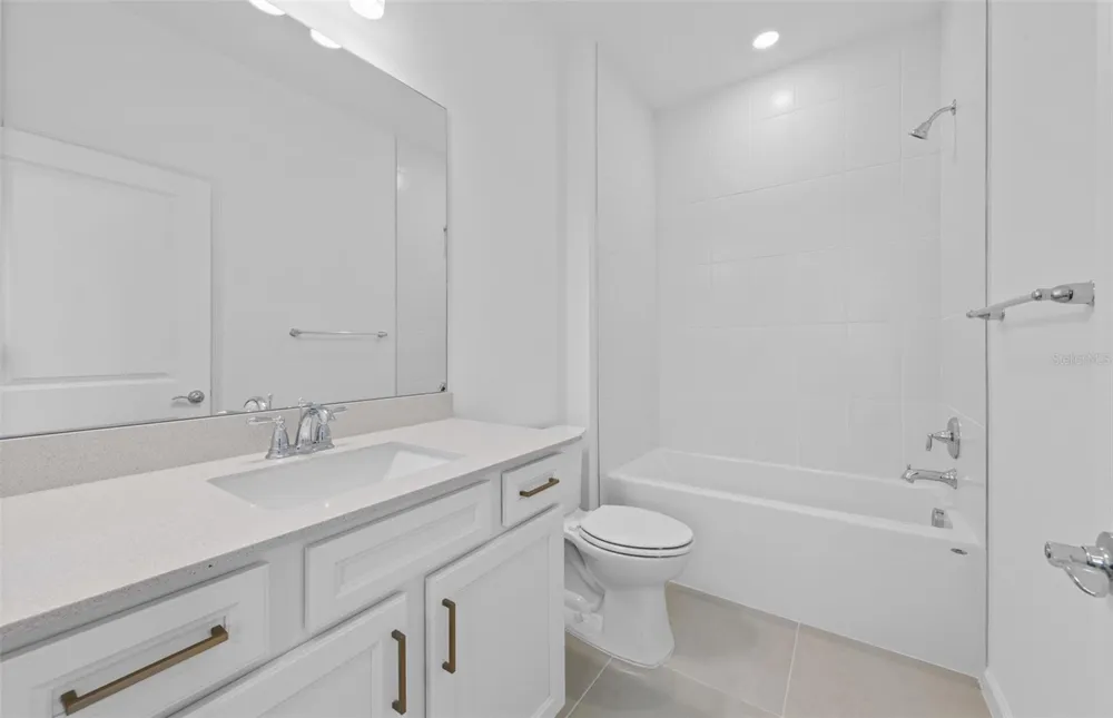 7719 REFLECTION PARKWAY Bradenton, FL 34210