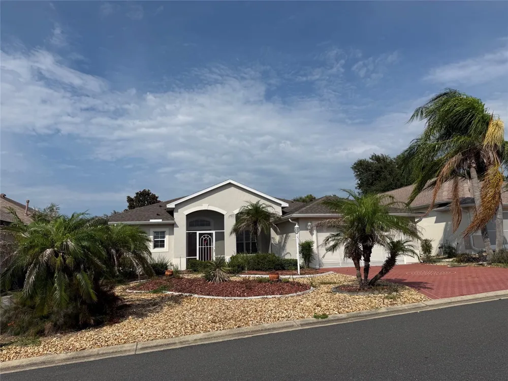 5111 IRONSIDES COURT Tavares, FL 32778
