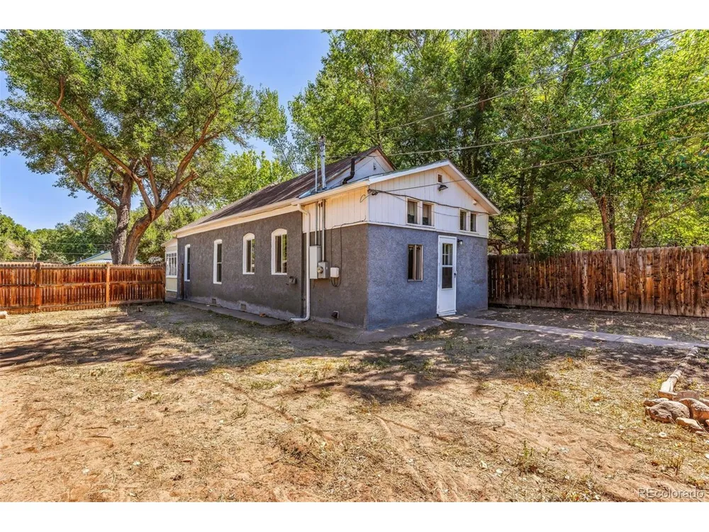 113 W 6th Florence, CO 81226