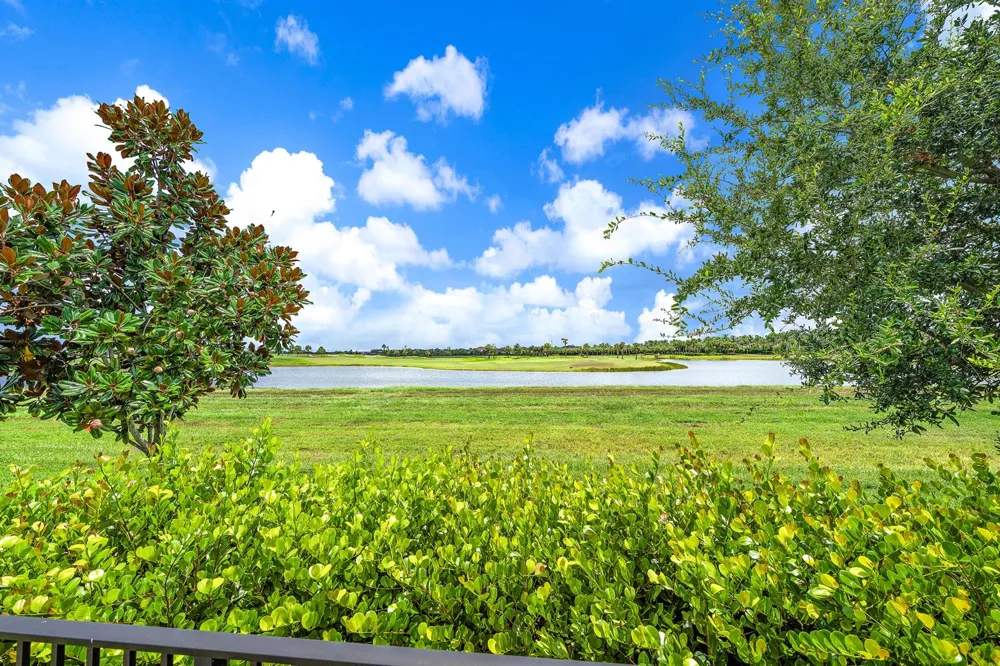9930 Timber Creek Way Palm Beach Gardens, FL 33412