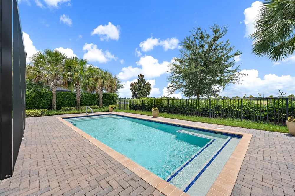 9930 Timber Creek Way Palm Beach Gardens, FL 33412