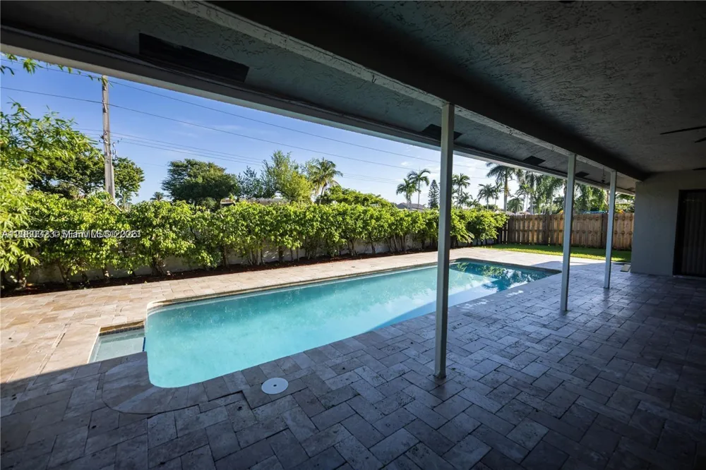 9815 NW 43rd St #0 Sunrise, FL 33351