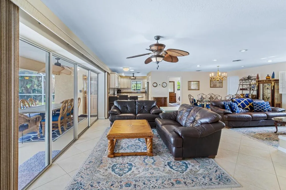 622 SW Pine Tree Lane Palm City, FL 34990