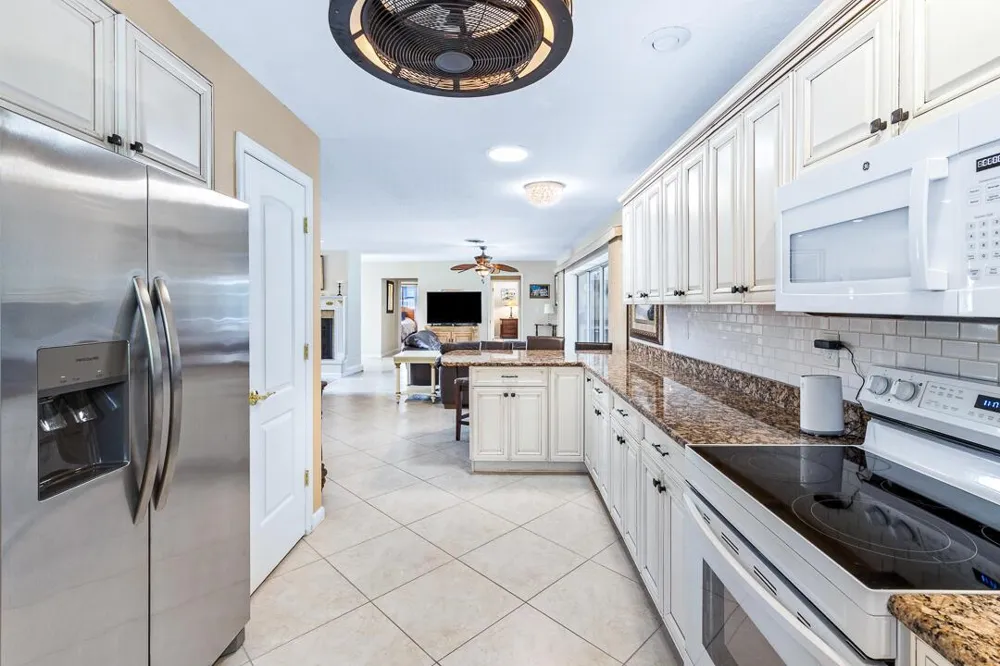 622 SW Pine Tree Lane Palm City, FL 34990