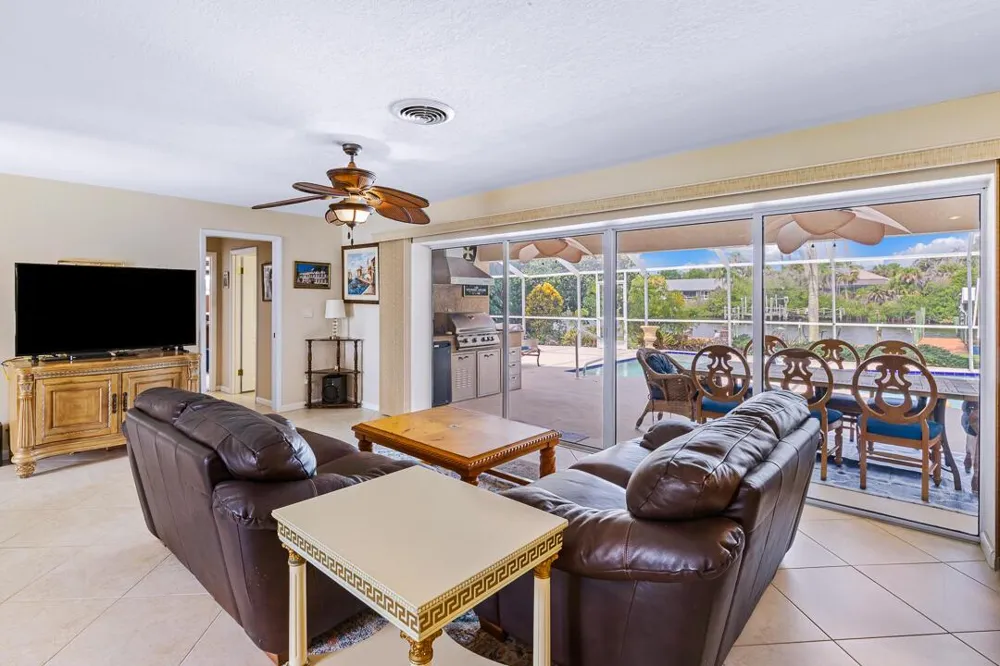 622 SW Pine Tree Lane Palm City, FL 34990