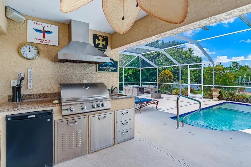 622 SW Pine Tree Lane Palm City, FL 34990