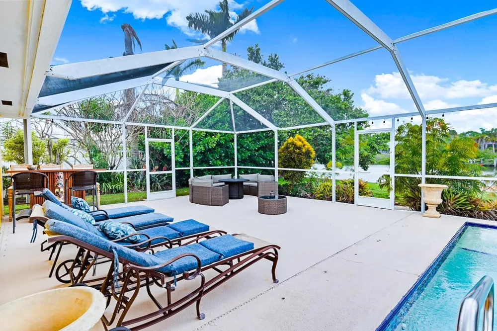 622 SW Pine Tree Lane Palm City, FL 34990