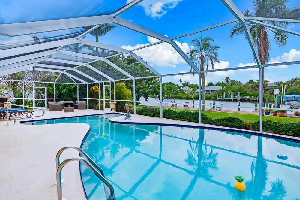 622 SW Pine Tree Lane Palm City, FL 34990