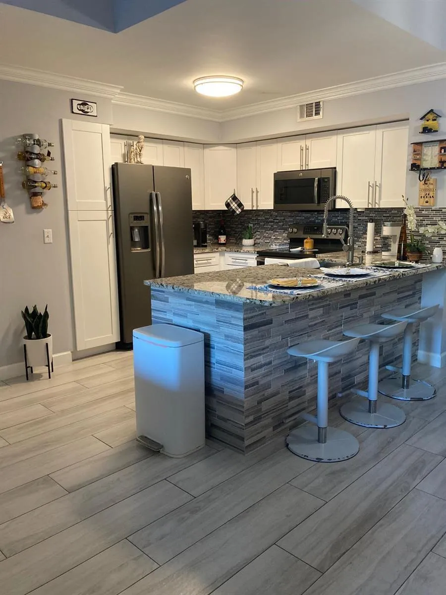 4856 STATE ROAD 7 #1303 Coconut Creek, FL 33073
