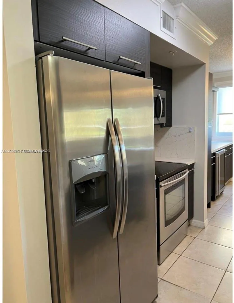 2600 S University Dr #114 Davie, FL 33328