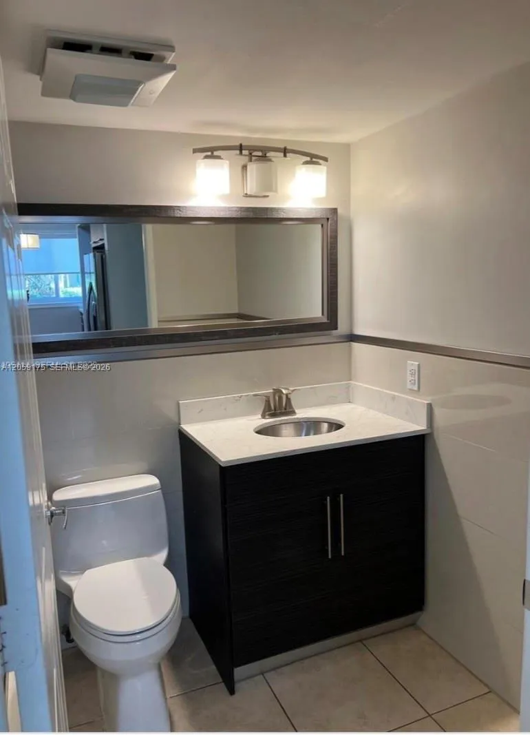 2600 S University Dr #114 Davie, FL 33328