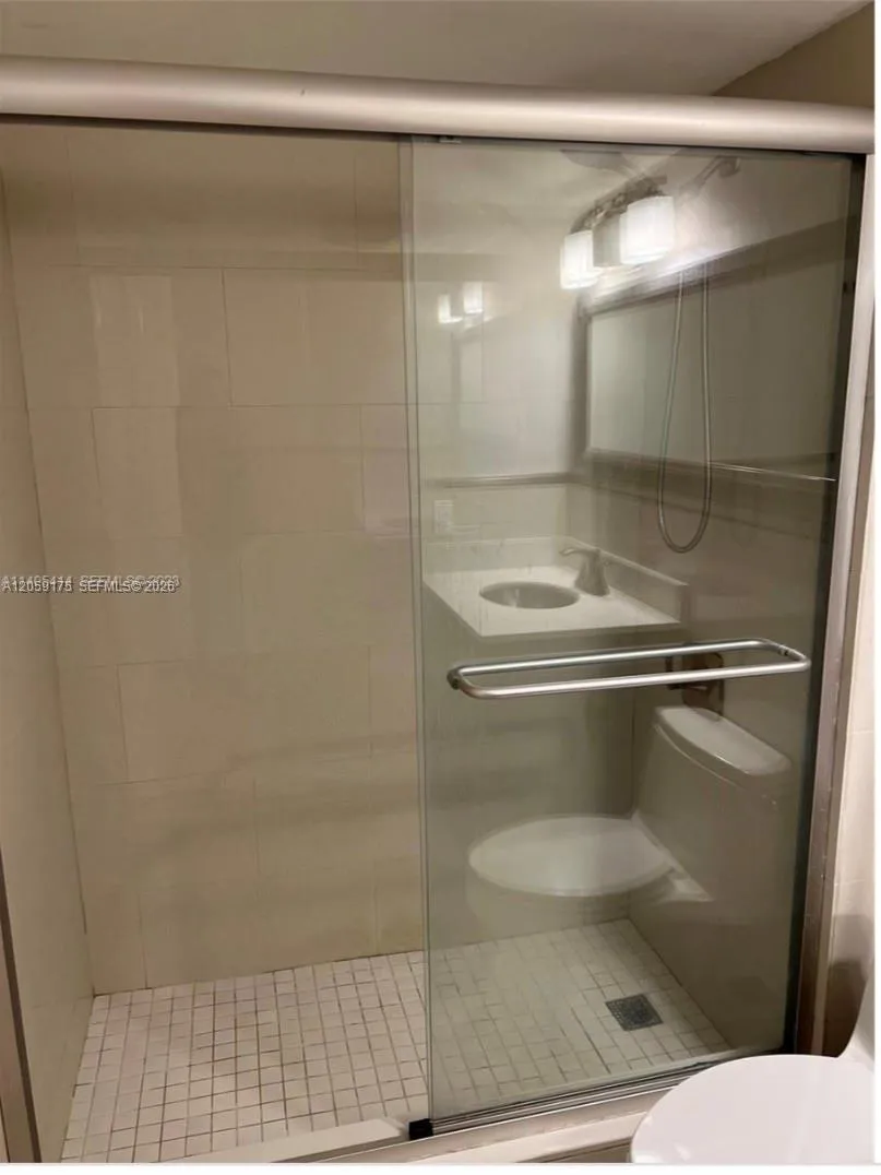 2600 S University Dr #114 Davie, FL 33328