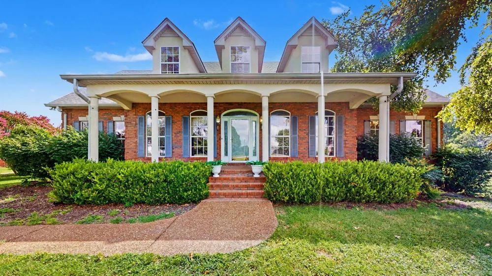 623 Shun Pike Cottontown, TN 37048