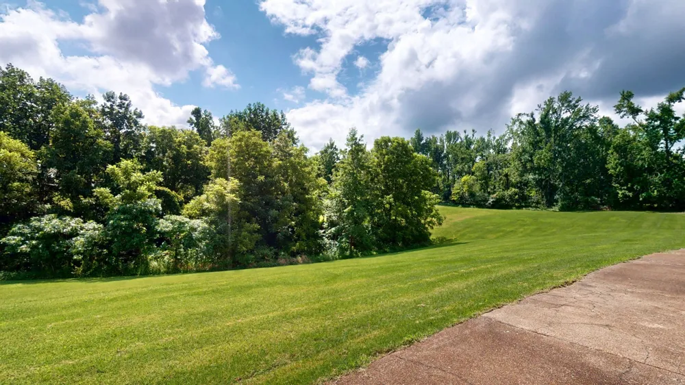 623 Shun Pike Cottontown, TN 37048