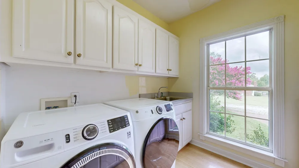 623 Shun Pike Cottontown, TN 37048