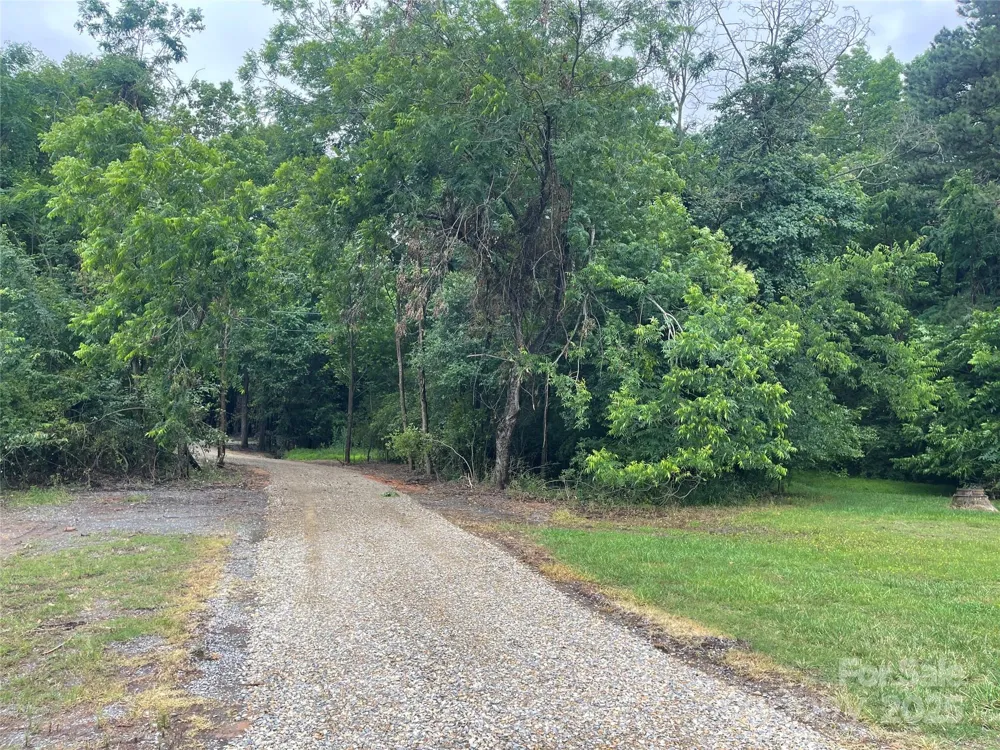 00 Pleasant Valley Road Mount Gilead, NC 27306