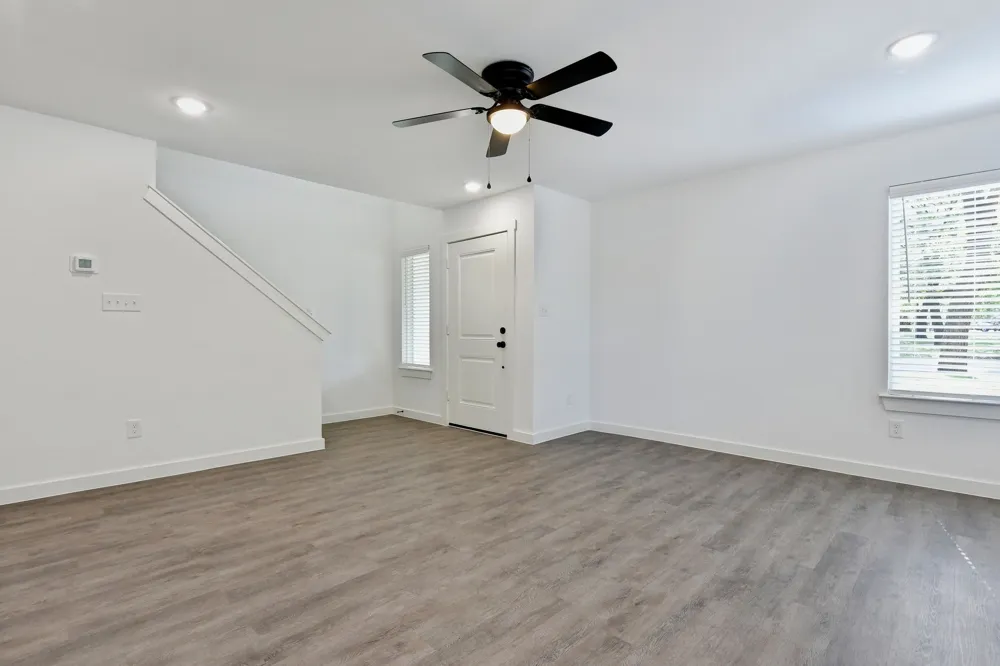 103 E Bond Street Denison, TX 75021