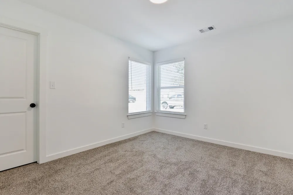 103 E Bond Street Denison, TX 75021