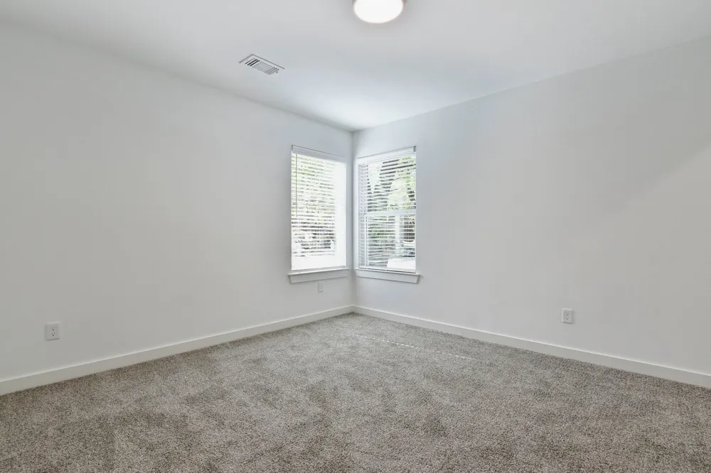 103 E Bond Street Denison, TX 75021