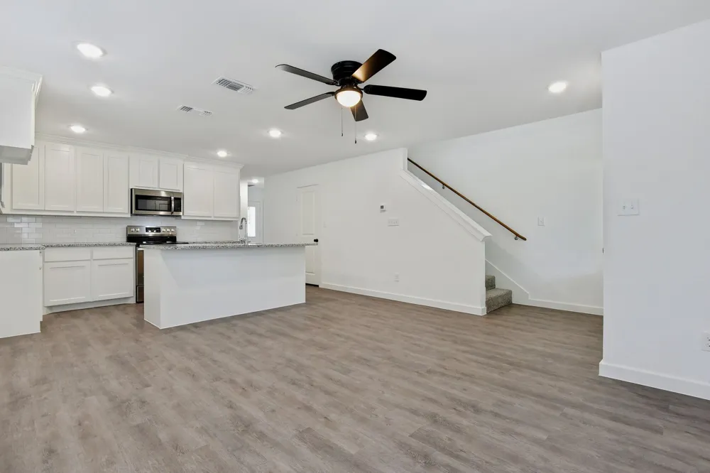 103 E Bond Street Denison, TX 75021