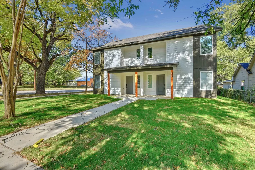 103 E Bond Street Denison, TX 75021
