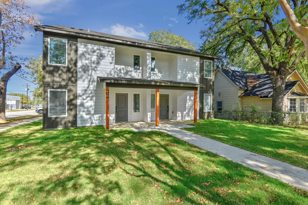 103 E Bond Street Denison, TX 75021