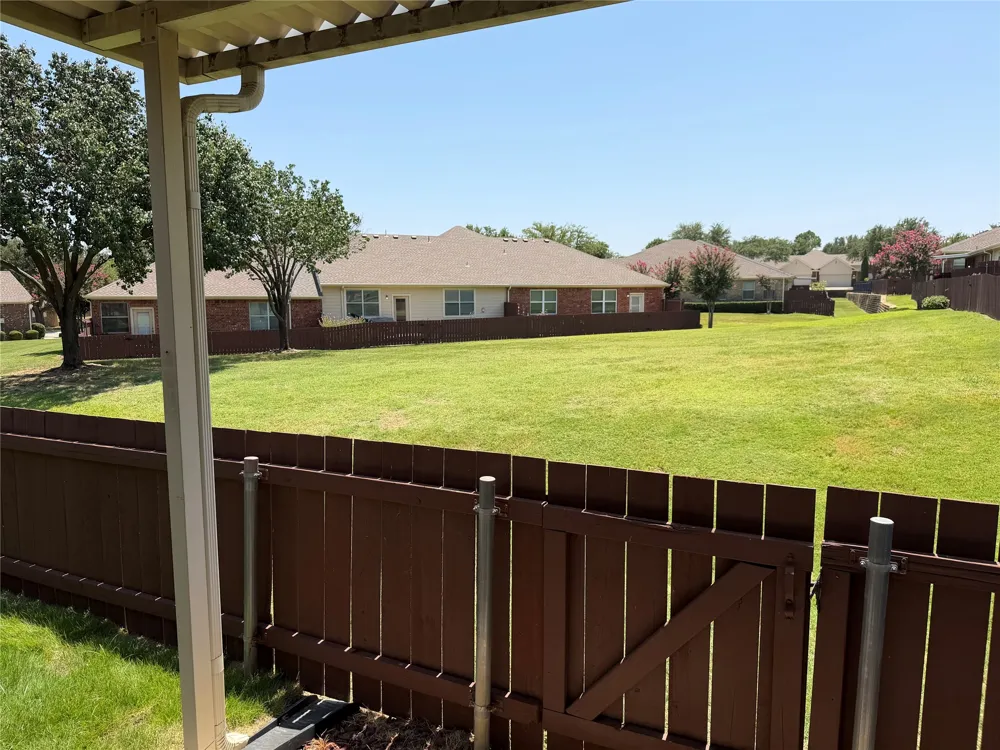 260 Bexar Drive Lewisville, TX 75067