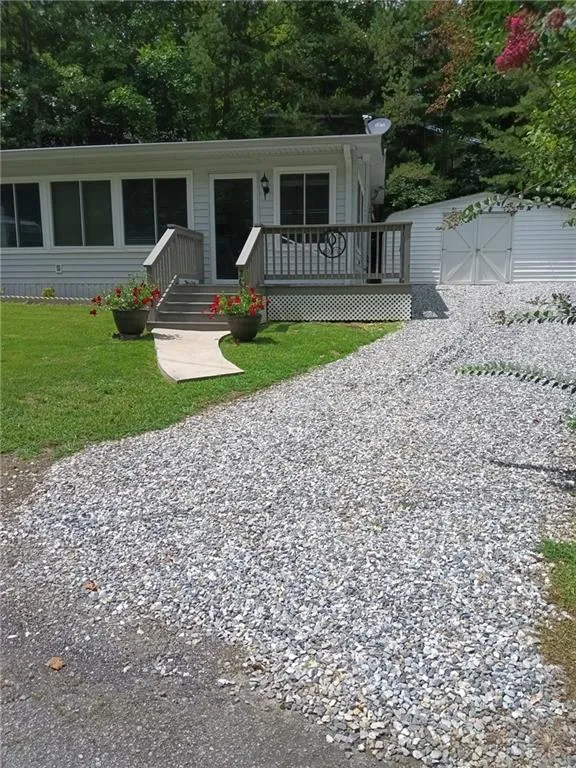 207 Canyon Pass Cleveland, GA 30528