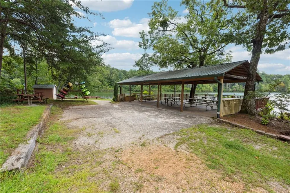 207 Canyon Pass Cleveland, GA 30528