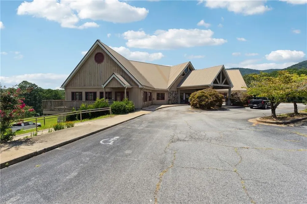 207 Canyon Pass Cleveland, GA 30528