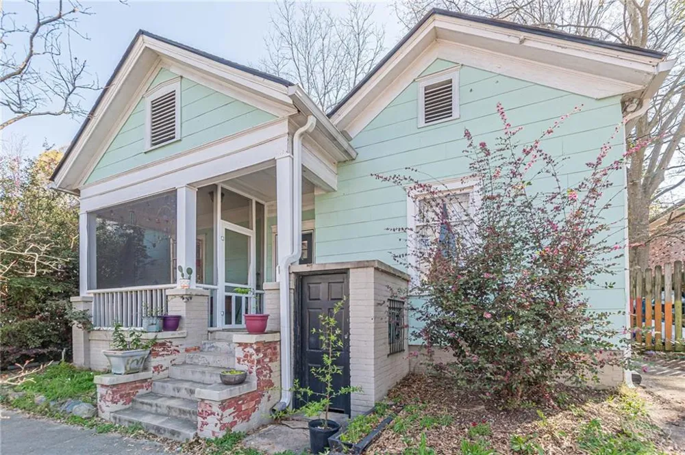 3030 Semmes Street East Point, GA 30344