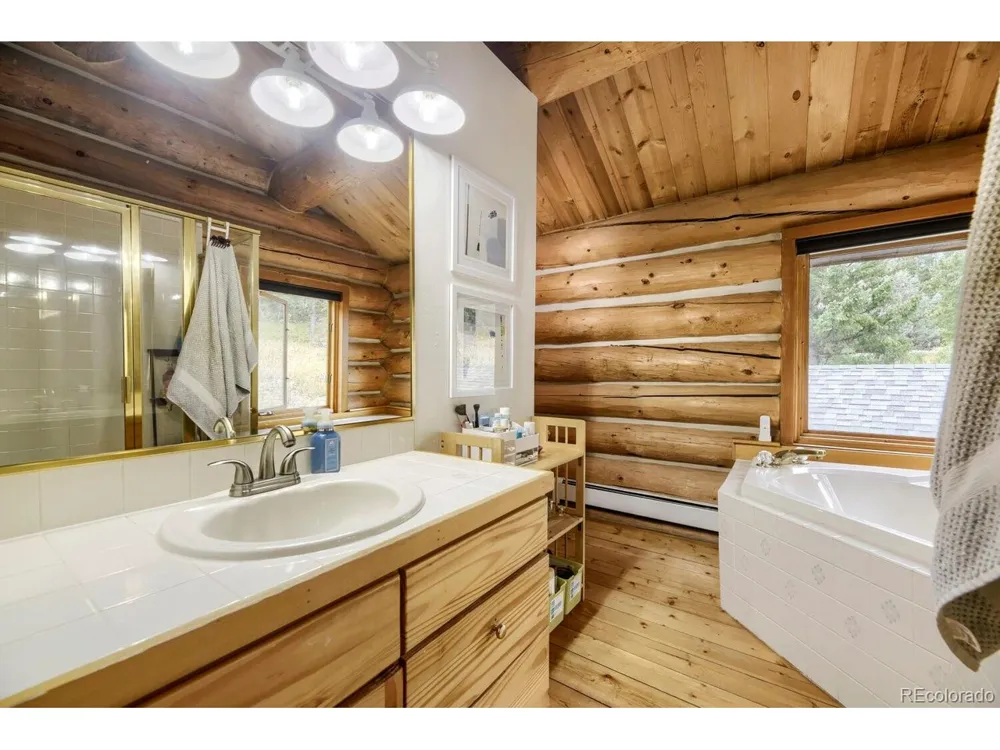 8465 US Highway 285 Morrison, CO 80465