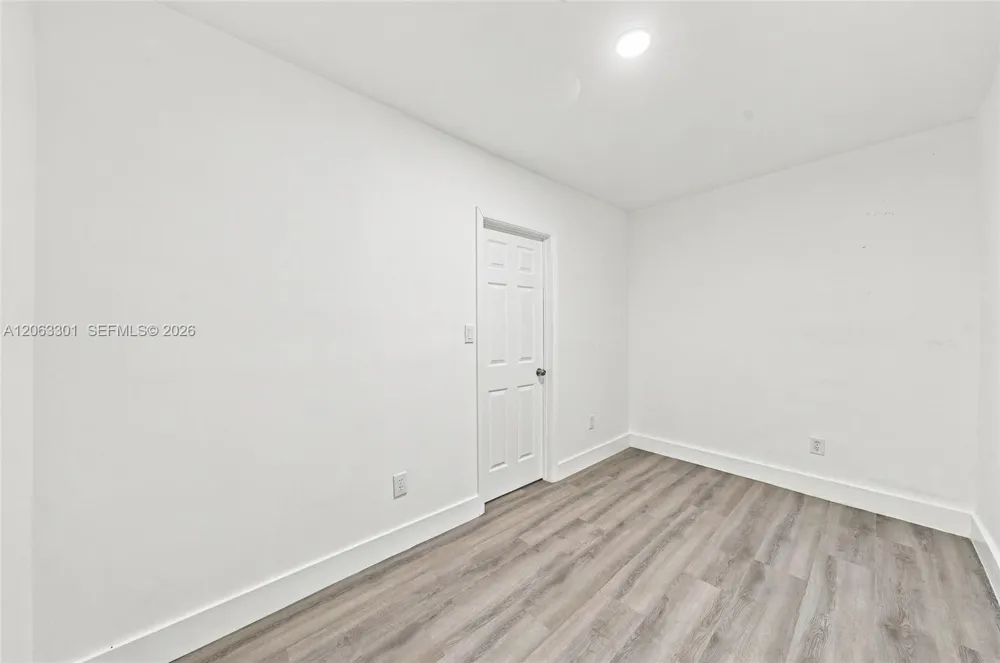 128 NW 9th Ave #1 Miami, FL 33128