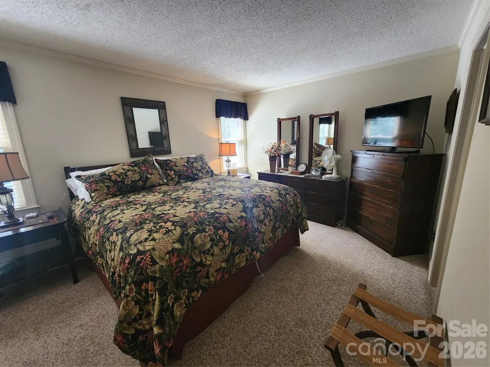 124 Huntington Road Lake Lure, NC 28746