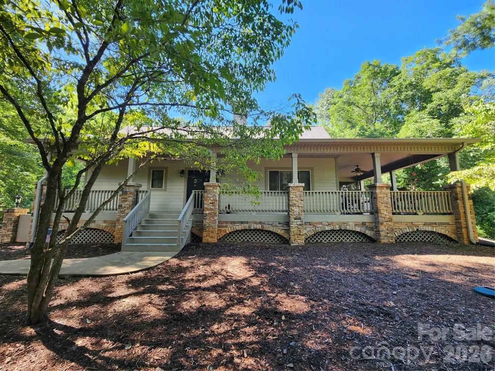 124 Huntington Road Lake Lure, NC 28746