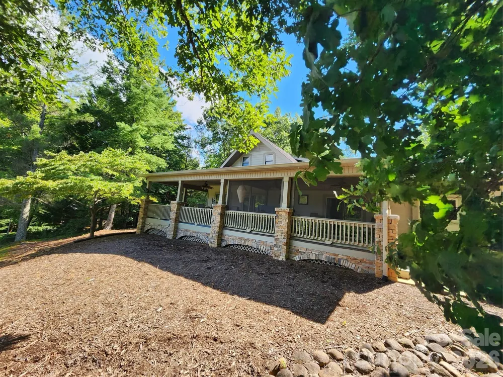 124 Huntington Road Lake Lure, NC 28746