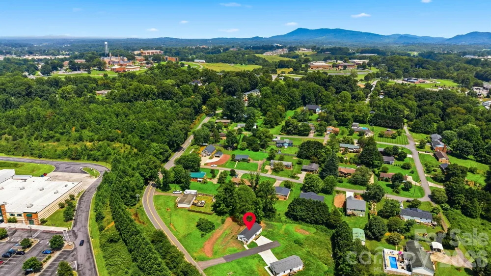 503 Hopewell Road Morganton, NC 28655