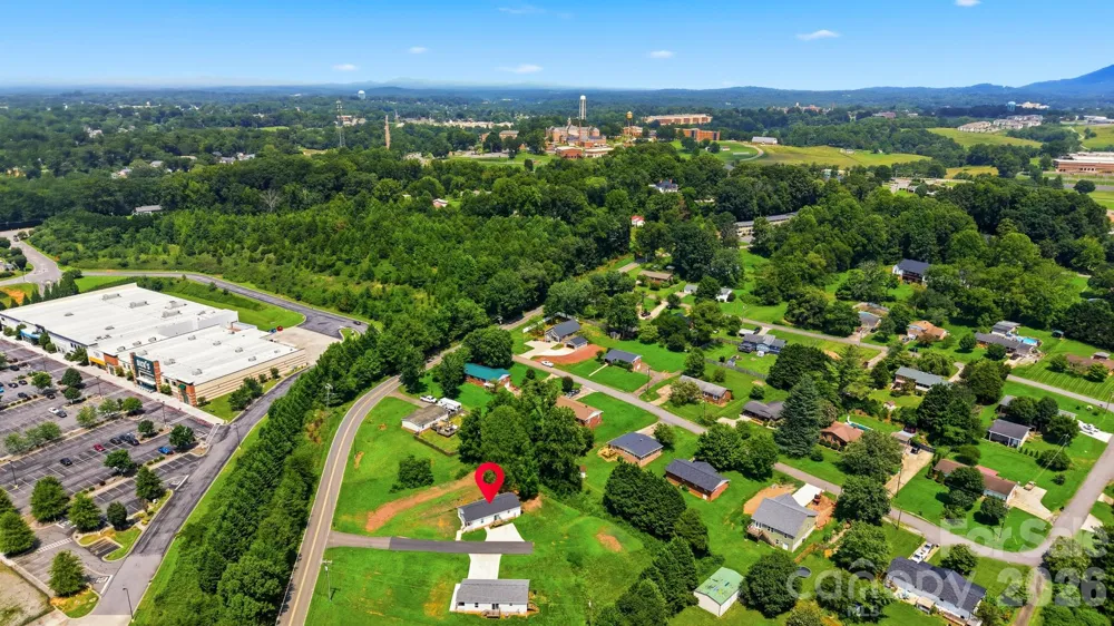 503 Hopewell Road Morganton, NC 28655