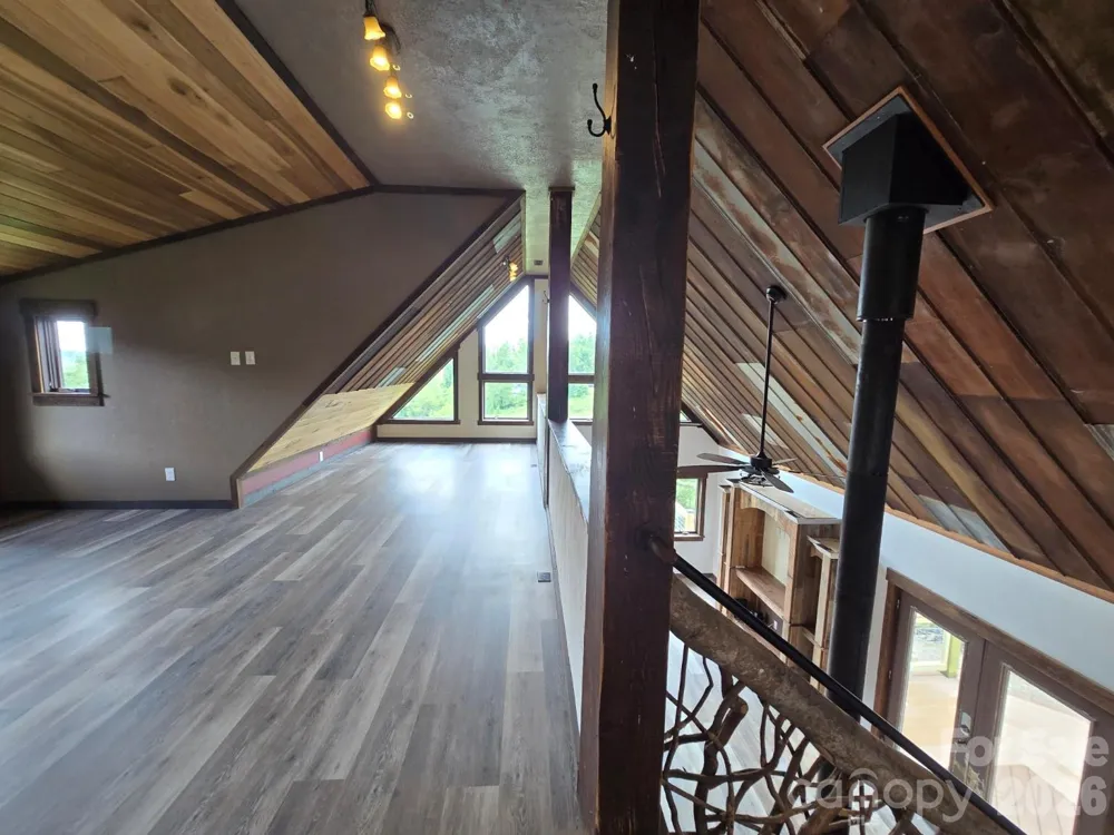 98 Tom Arthur Lane Leicester, NC 28753