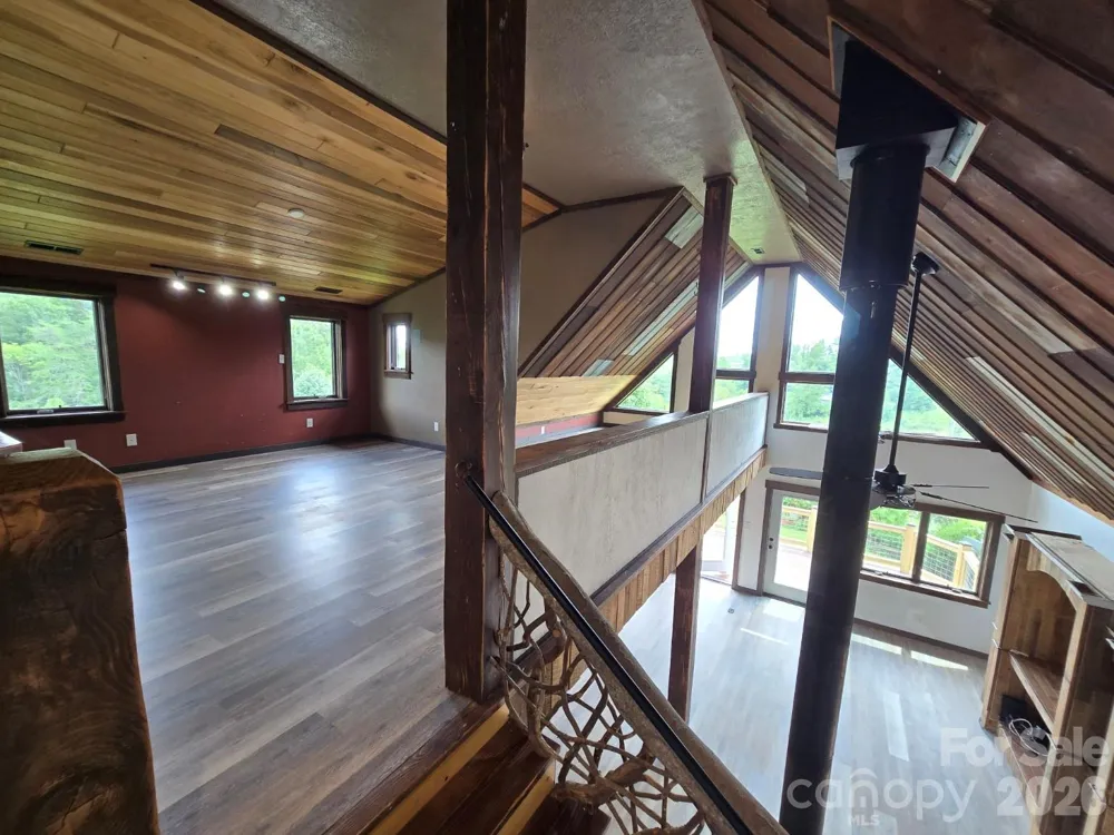 98 Tom Arthur Lane Leicester, NC 28753