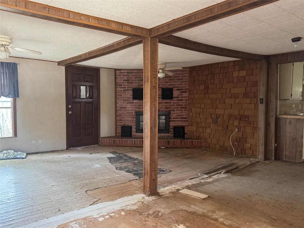 301 S Ave G Haskell, TX 79521