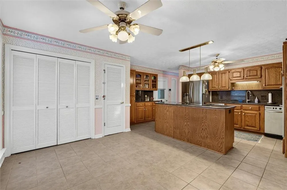 13295 Cogburn Road Milton, GA 30004