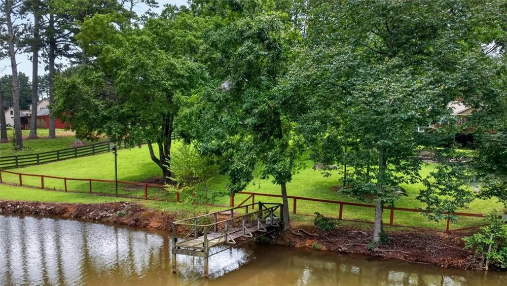 13295 Cogburn Road Milton, GA 30004
