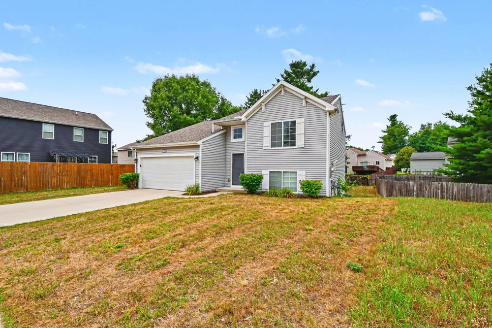 1202 Pinewood Drive Greenville, MI 48838
