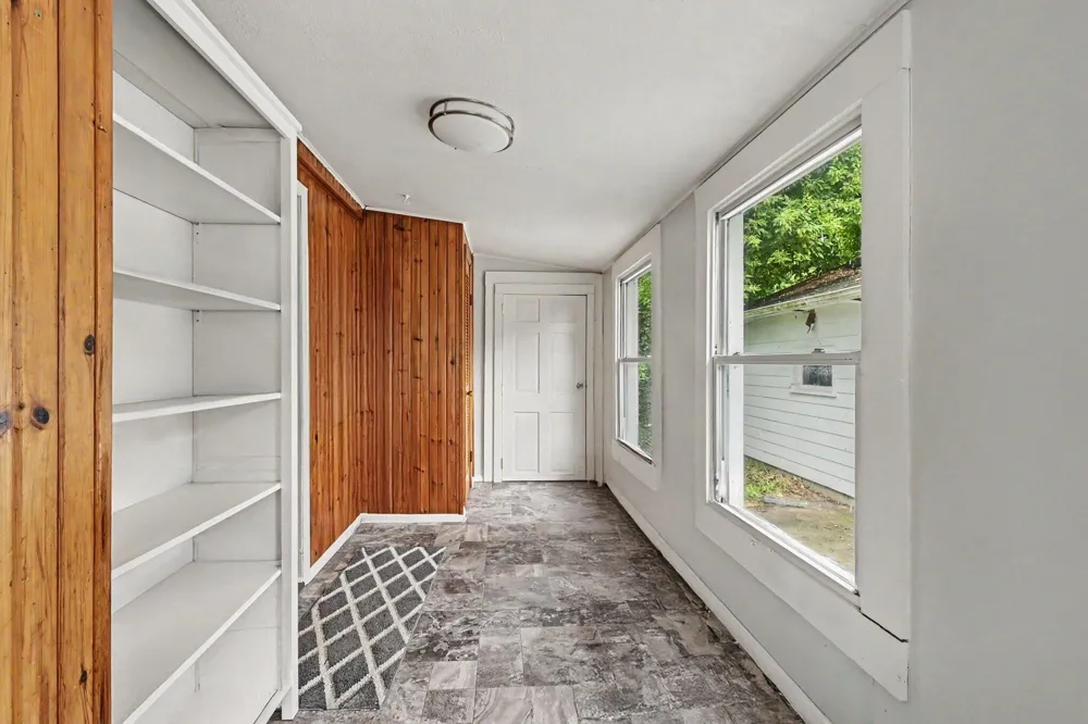 618 Evans Street Tecumseh, MI 49286