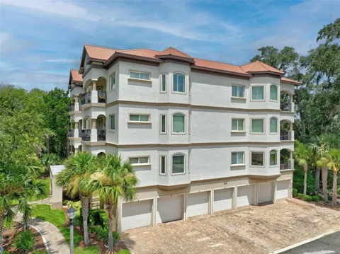 200 CEDAR COVE #205