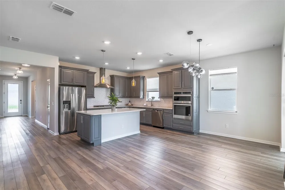 1681 BLOSSOM SOUND COURT Oviedo, FL 32765