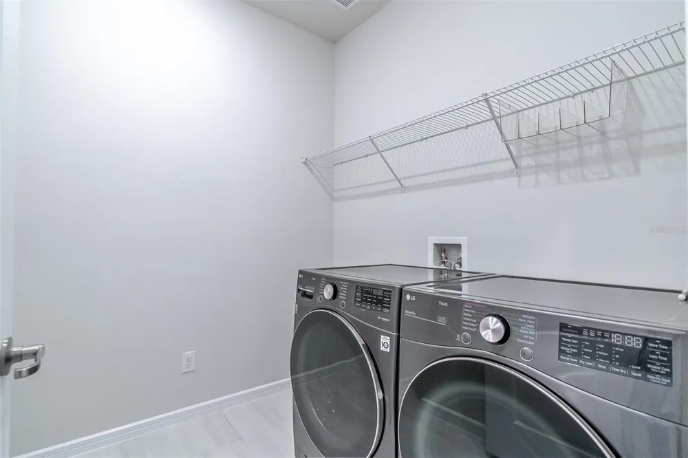 1681 BLOSSOM SOUND COURT Oviedo, FL 32765
